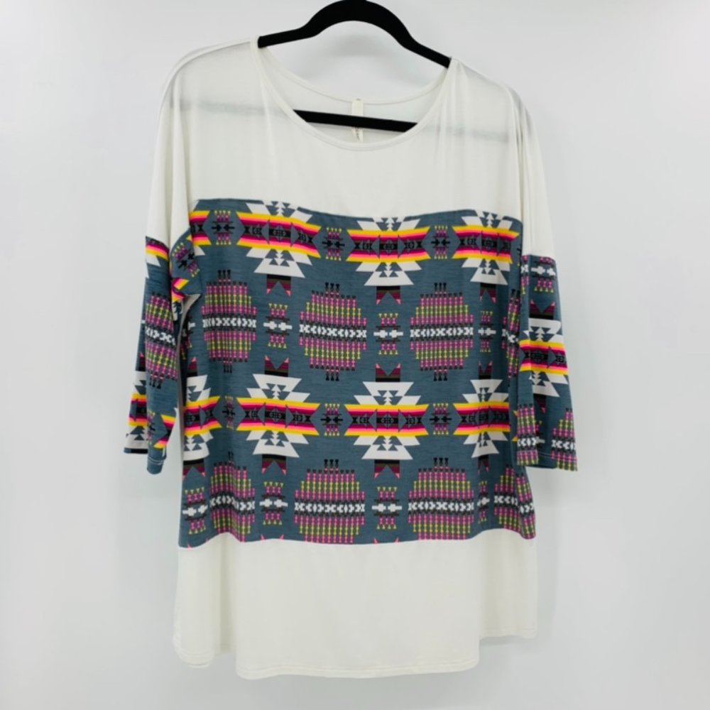 Boutique CEZANNE Tunic Stretch Grey Cream Scoop ne